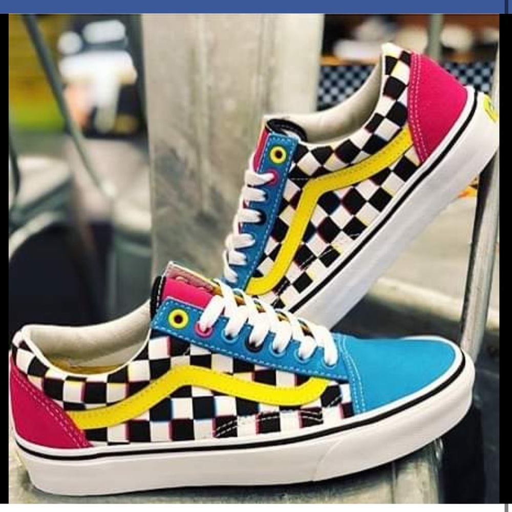 COPY - 🔥 VANS OLD SKOOL CRAZY CHECK SHOES NWT 🔥 - Picture 3 of 6